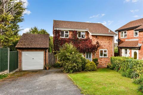 3 bedroom detached house for sale - Clanfield, Hampshire