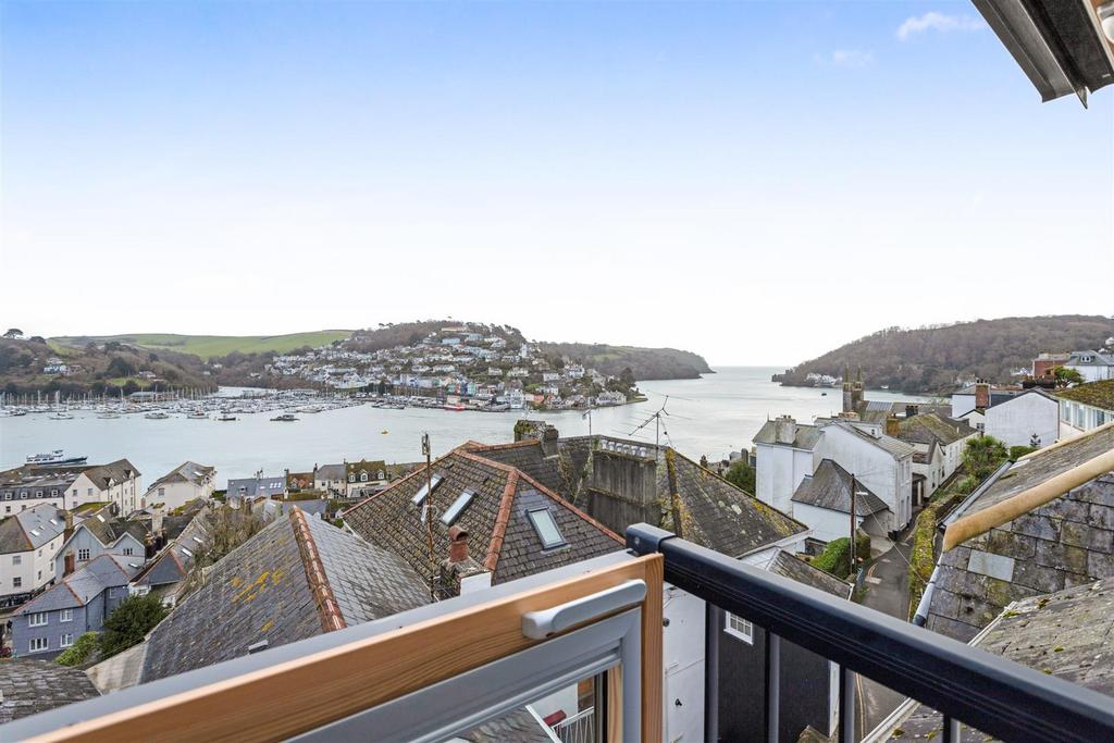 A 13 - 56 Above Town Dartmouth - 200313.jpg