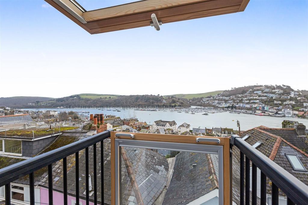 A 12 - 56 Above Town Dartmouth - 200313.jpg