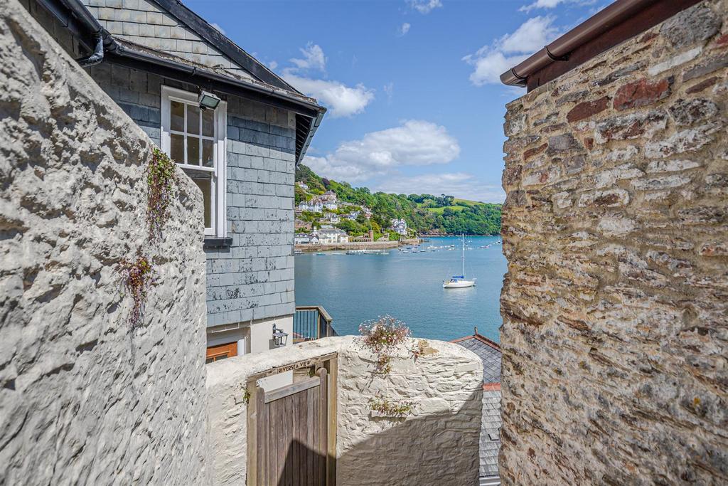 A05 - Riversea Views Dartmouth - 220531.jpg