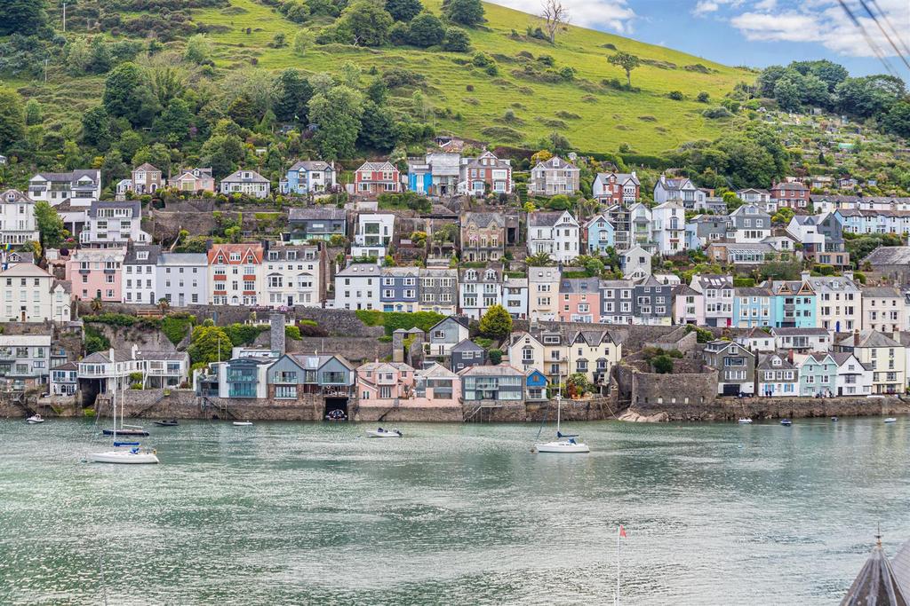 A09 - Riversea Views Dartmouth - 220531.jpg
