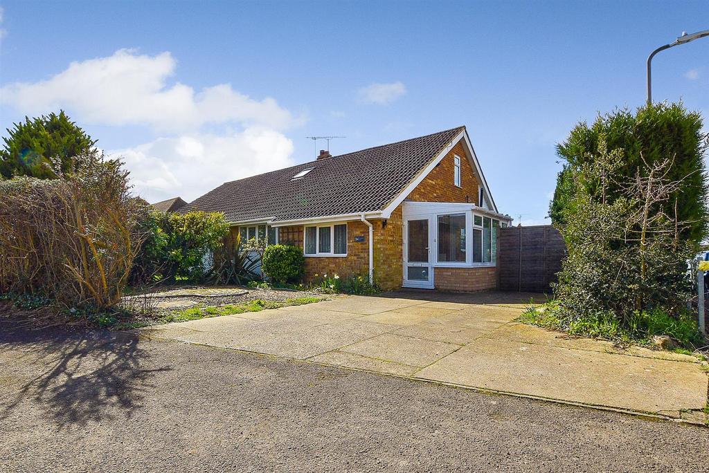 Mackenders Lane, Eccles 4 bed semidetached bungalow for sale £450,000