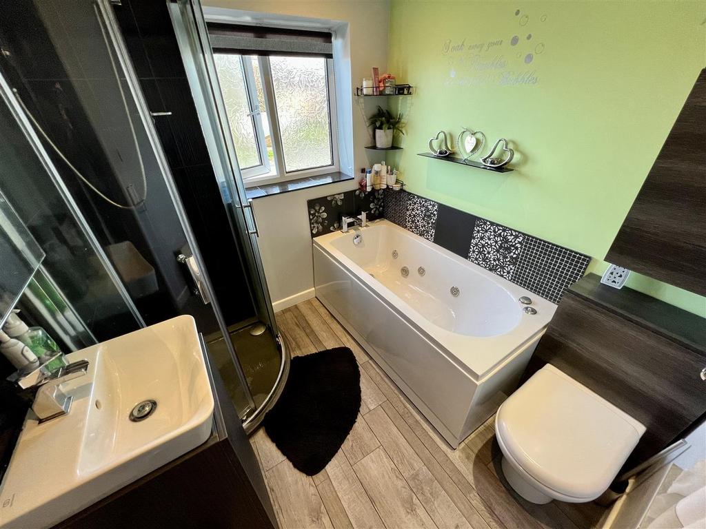 Family bathroom