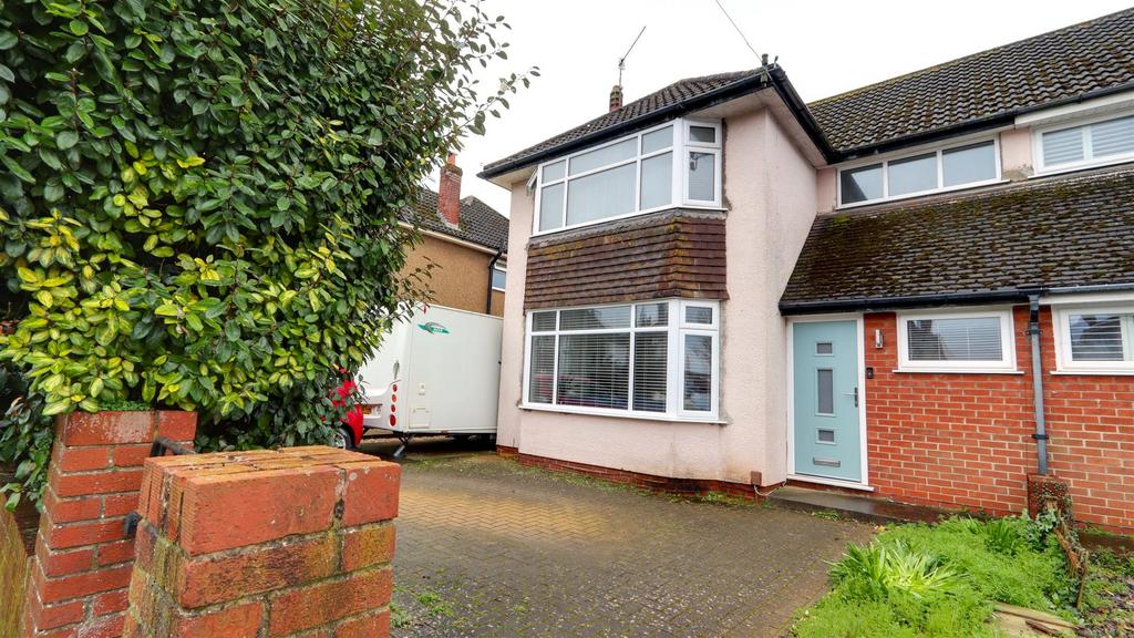 Victoria Road, Saltford, Bristol 3 bed semidetached house £635,000