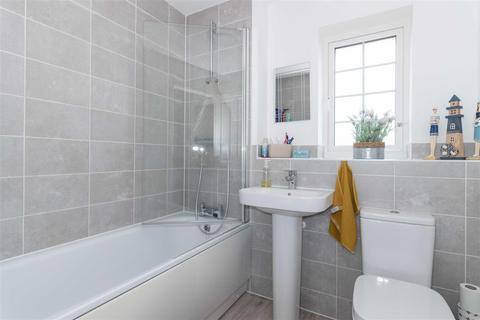 9 Kilham Way, Ferring, Worthing, BN12 6FJ