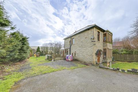 69 Booth Road, Waterfoot, Rossendale, BB4 9BP
