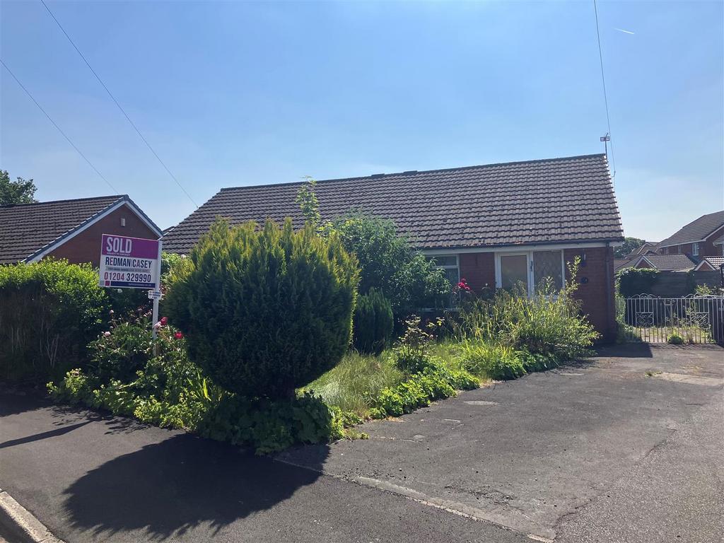 Ashness Close, Horwich, Bolton 2 bed semidetached bungalow for sale