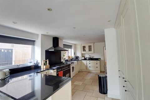 3 Billbrook Road, Hucclecote, Gloucester, GL3 3QS