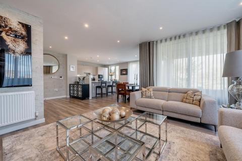 Flat 2, Beddington House, 2 Cornforth Lane, London, NW7 1SU