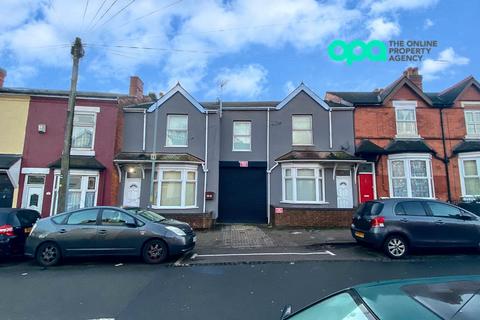 Mixed use for sale - Leonard Rd - Investment £60,000 Rental Income P.A, Birmingham, B19