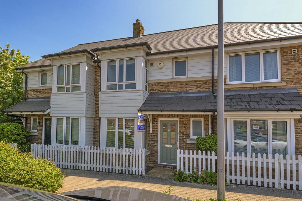 Queen Street, Kings Hill 3 bed terraced house for sale £375,000