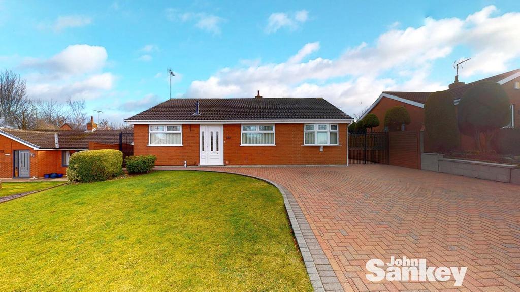 Saville Road, SuttonInAshfield 3 bed detached bungalow for sale £