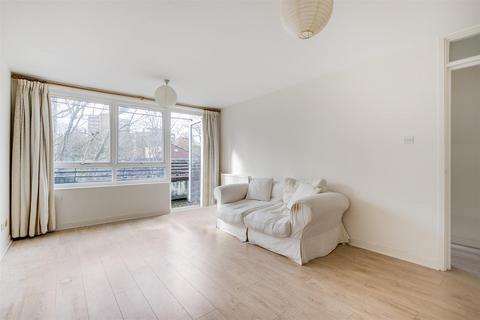 2 bedroom flat for sale, Beaumont Road, London