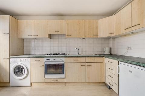 2 bedroom flat for sale, Beaumont Road, London