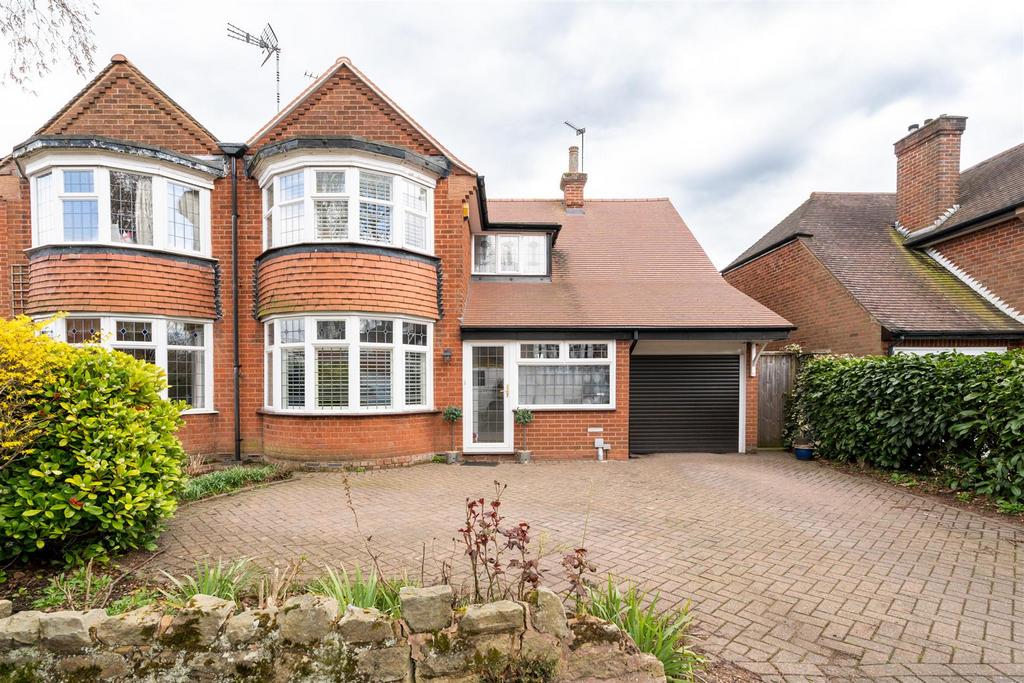 Silverbirch Road, Solihull 3 bed semidetached house £625,000