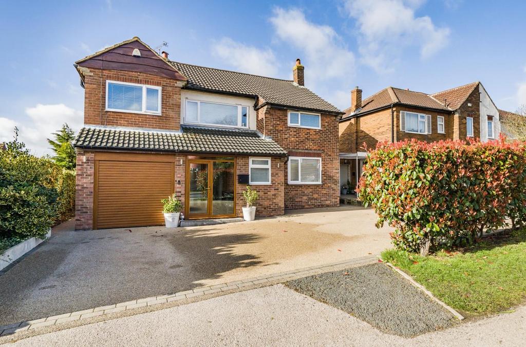 West End Rise, Horsforth, LS18 5 bed detached house £775,000