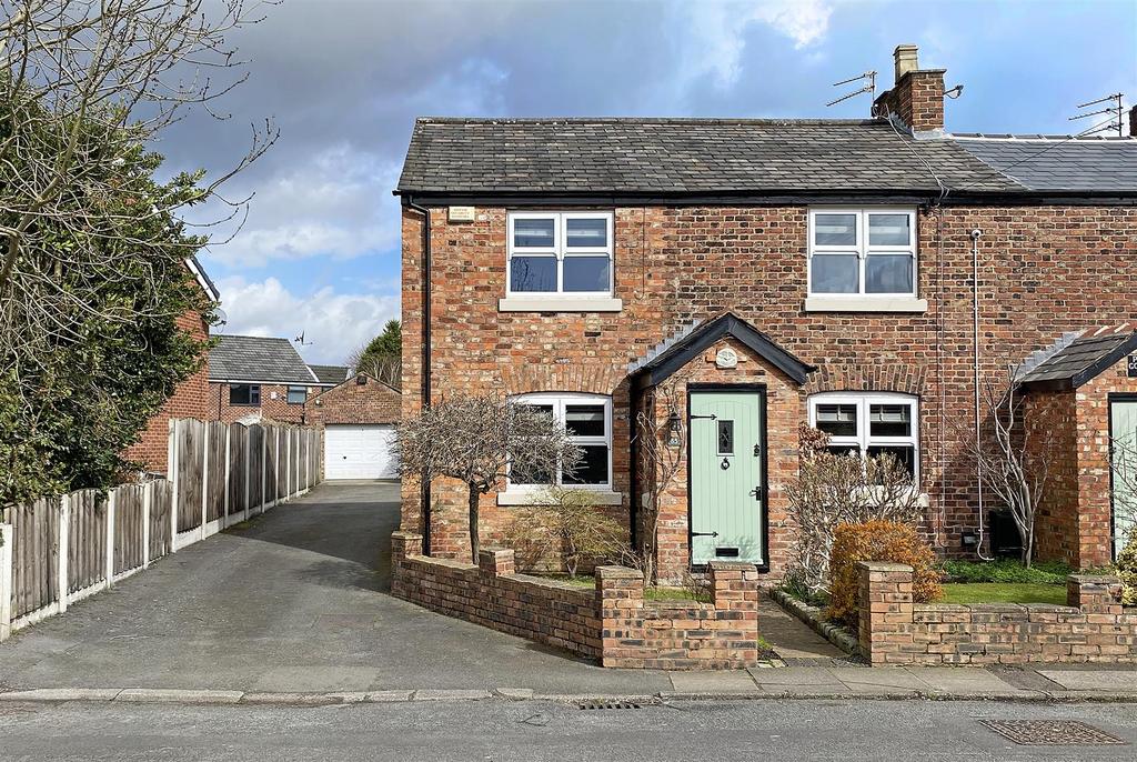 Grove Lane, Timperley, Altrincham 3 bed end of terrace house for sale