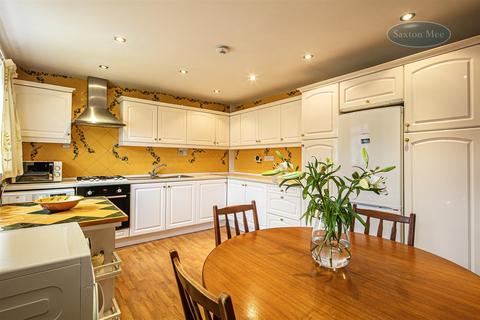 80 Chapel Road, Burncross, Sheffield, S35 1ZG