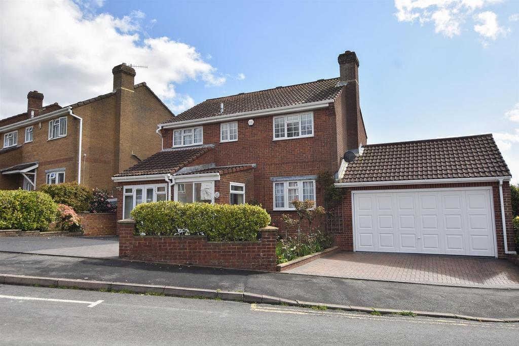 Greenfields Close, St. LeonardsOnSea 5 bed detached house for sale