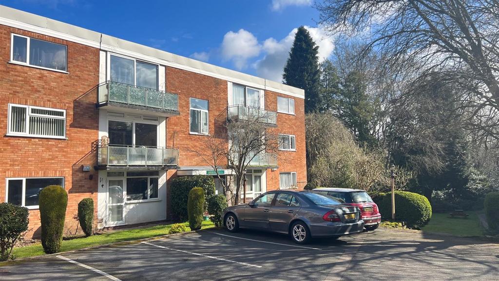 Eastmoor Close, Foley Road West, Streetly, Sutton Coldfield 2 bed