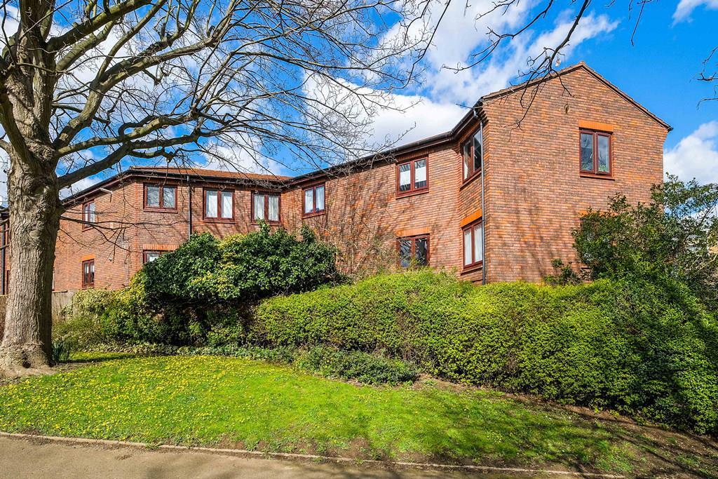 55 St. Gabriels Close ext-5 resized.jpg