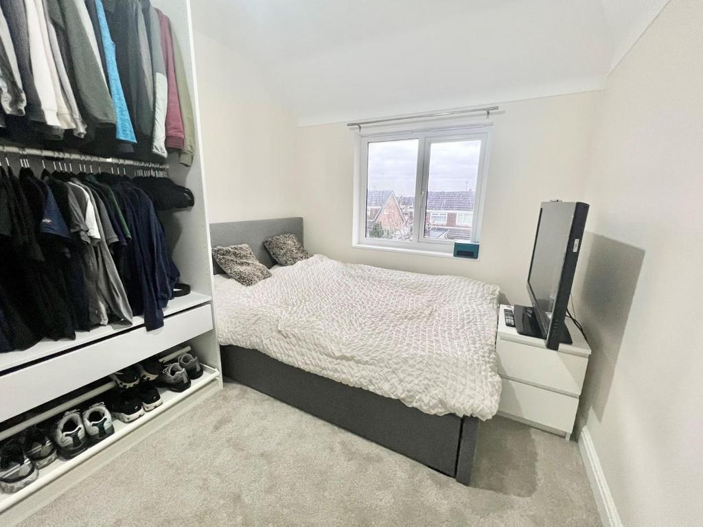 Bedroom 3.jpg