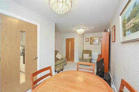 1 bedroom apartment for sale, Milward Place, Clive Road, Redditch, Worcestershire, B97 4BT