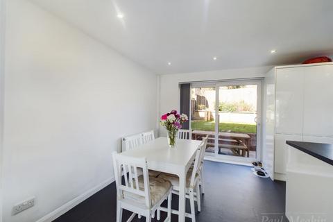 29 Mallard Road, South Croydon, CR2 8PX