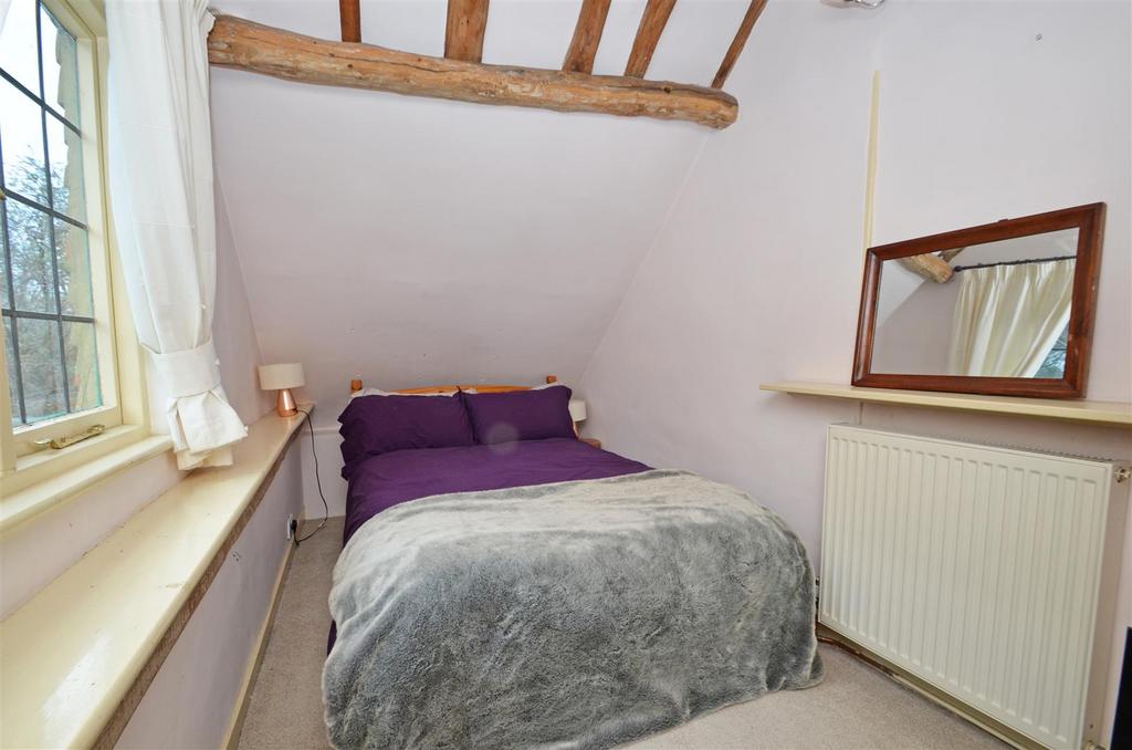 Bed 2.JPG
