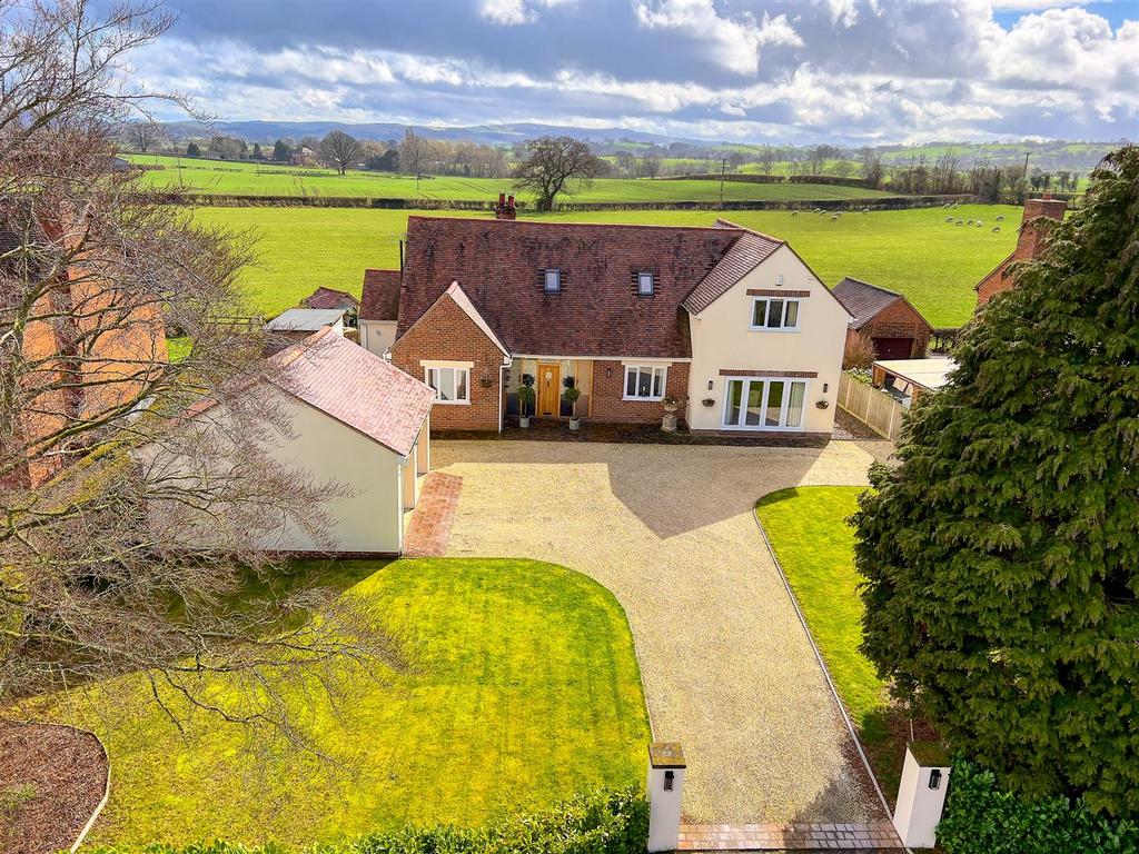 Halfway House, Shrewsbury 4 bed detached house for sale £620,000