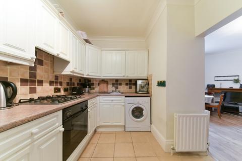 1 bedroom flat to rent, Drayton Gardens, SW10