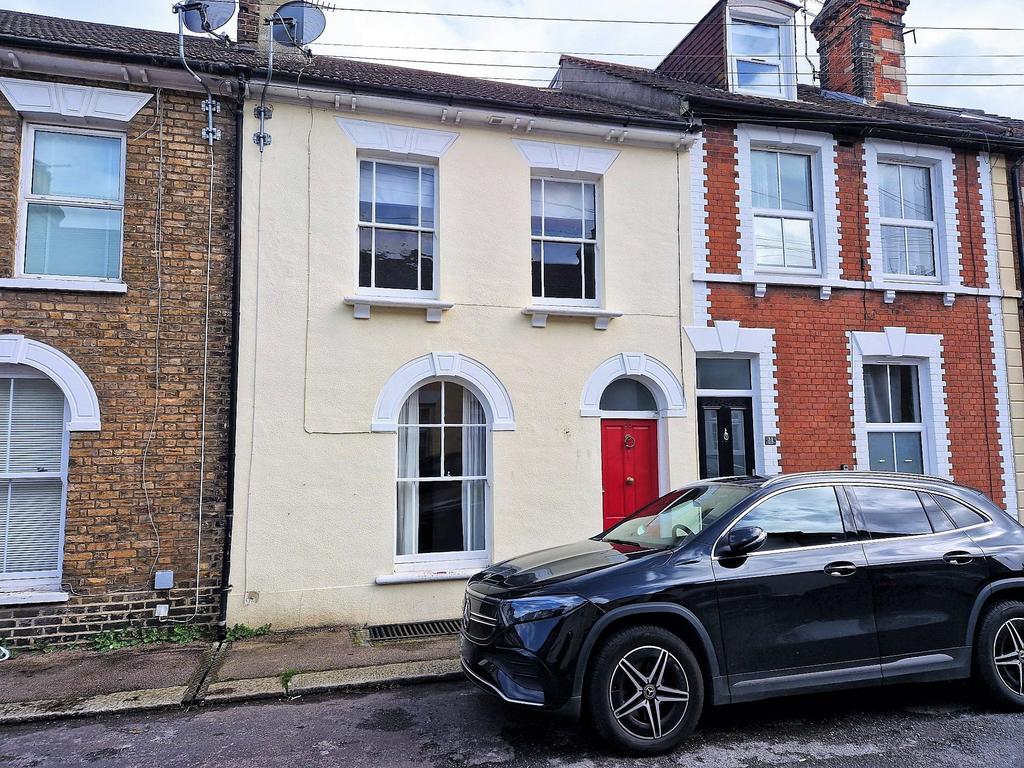 Langdon Road, Rochester 2 bed terraced house £435,000