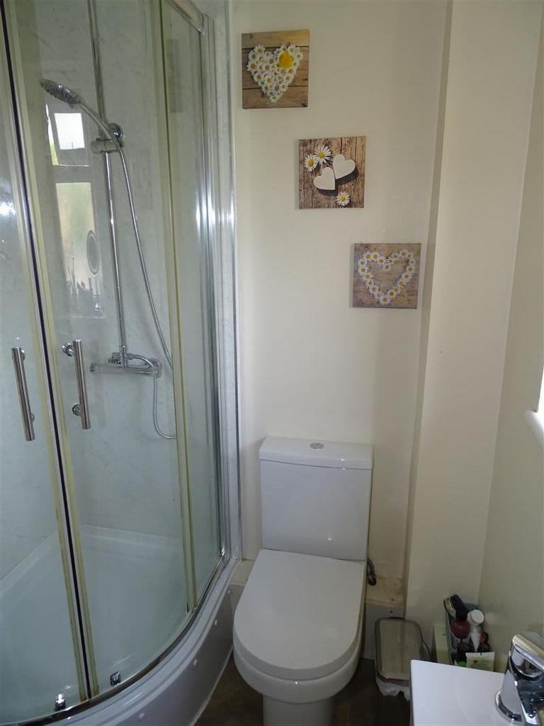 Ensuite Shower Room