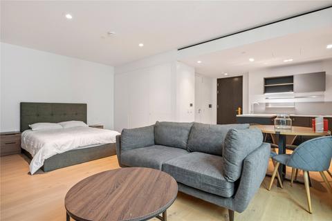 Studio to rent, Fenwick House, 84 Bartholomew Close, London, EC1A