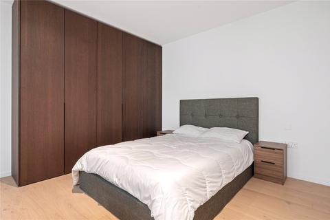 Studio to rent, Fenwick House, 84 Bartholomew Close, London, EC1A