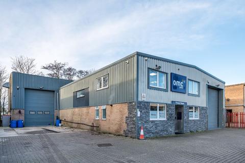 Property to rent, Oakfield Industrial Estate, Witney OX29