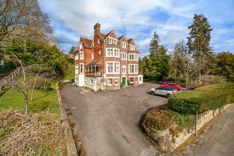 undefined, 26 Guildown Road, Guildford, GU2
