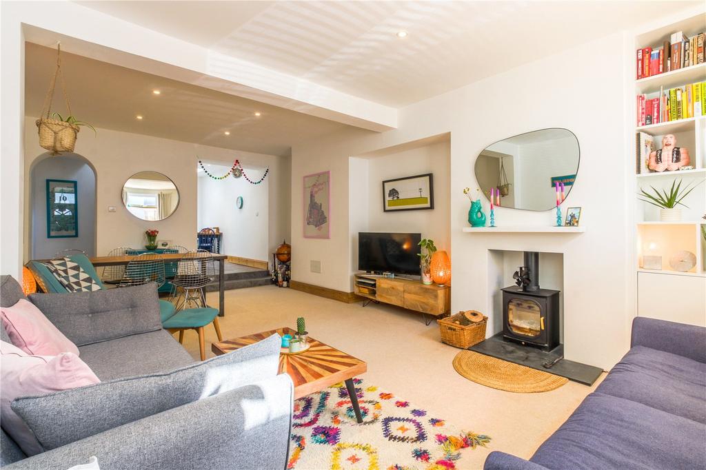 King William Street, Southville, Bristol, BS3 2 bed terraced house for