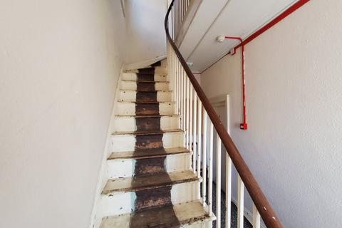 25d Ashburnham Road, Bedford, MK40 1DX
