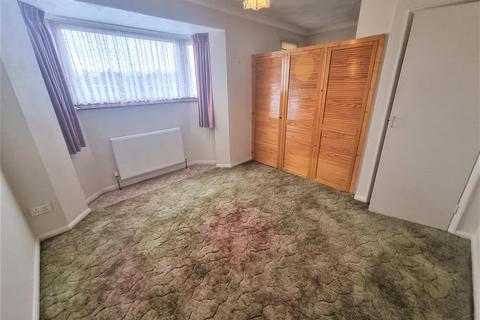12 Denham Road, Feltham, TW14 0DB