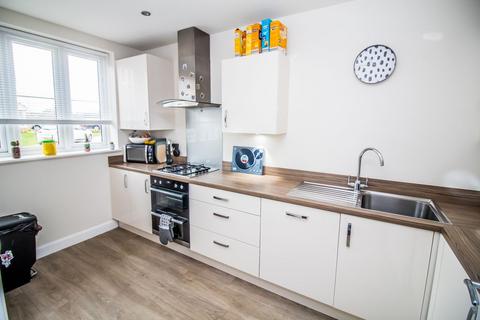 4 bedroom townhouse for sale - Hedley Close, Elba Park, Houghton Le Spring