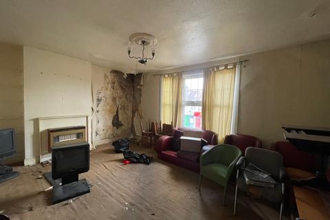 186 Lea Bridge Road, London, E10 7LN