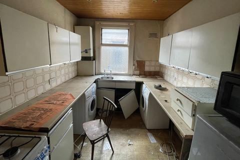 186 Lea Bridge Road, London, E10 7LN
