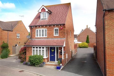 3 bedroom detached house for sale, Wayside Road, Angmering, West Sussex