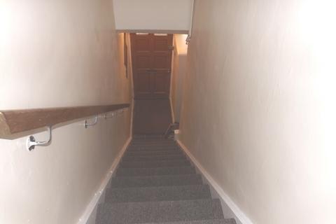 3 bedroom maisonette to rent - Highlands, Watford WD19