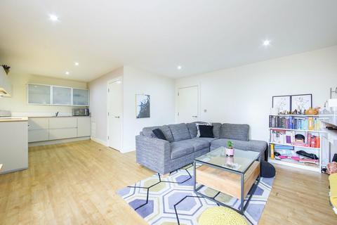 Flat 16, Queensgate House, 1 Hereford Road, London, E3 2FN