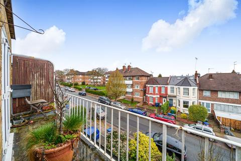 74a Wilton Road, London, N10 1LT