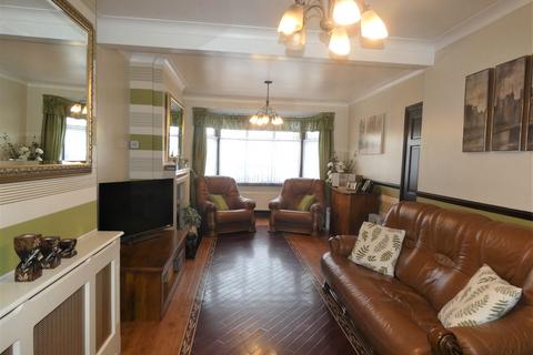 76 Barton Avenue, Romford, RM7 0ND