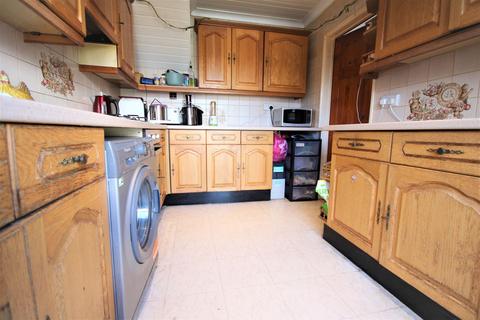 3 bedroom terraced house for sale - Ballards Walk, Basildon
