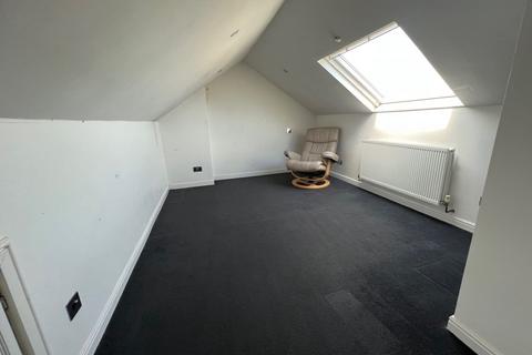 5 Langdon Close, North Shields, NE29 9HN
